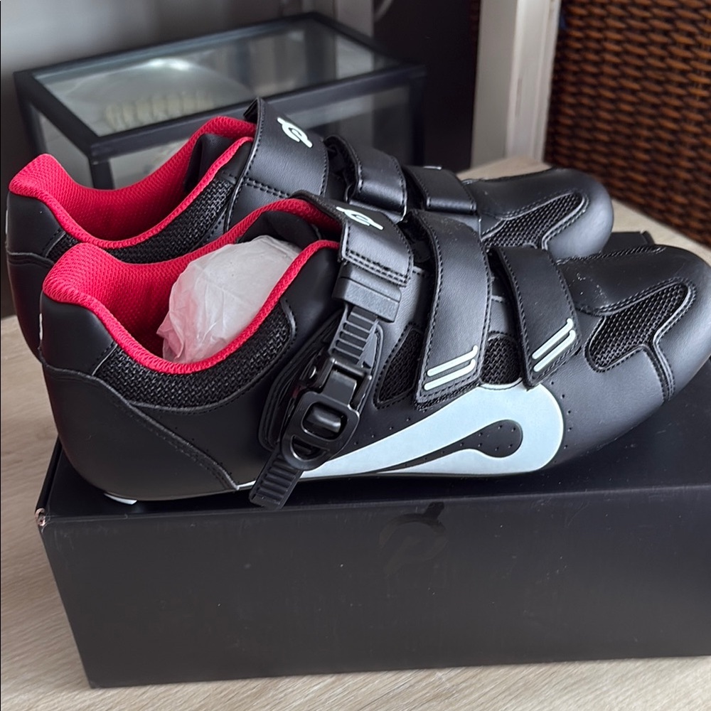 Peloton men’s cycle shoe size 43 / 10